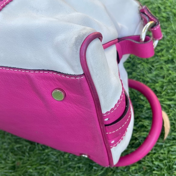 Burberry London - Picture 10 of 16